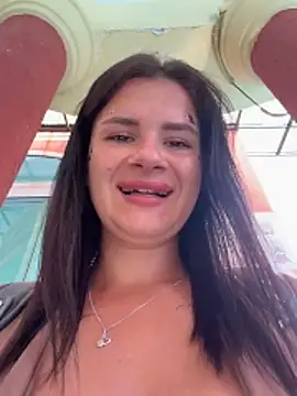 Изображение секс-шоу модели MiraReach