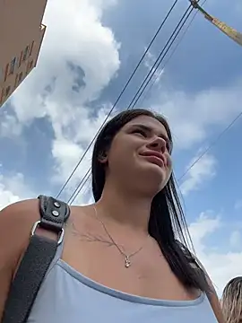 Изображение секс-шоу модели MiraReach