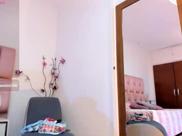 Sexshow-Bild von kamila_arias Sexshow-Bild von kamila_arias