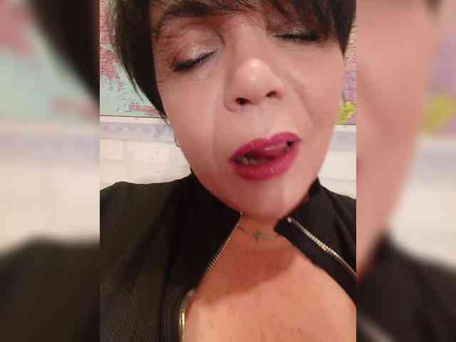 -Sonka-'s sex show image