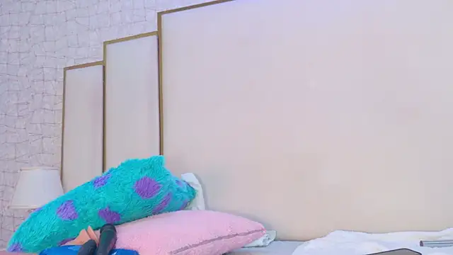 Изображение секс-шоу модели paola_rodriguez Изображение секс-шоу модели paola_rodriguez