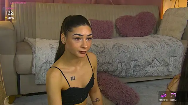 ObsessionDarcieAndAria's sex show image