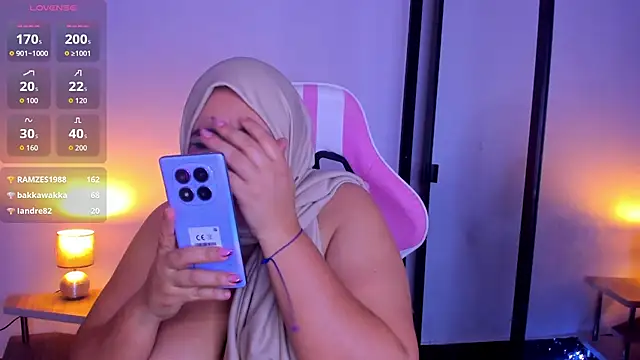 HijabiMilff's sex show image