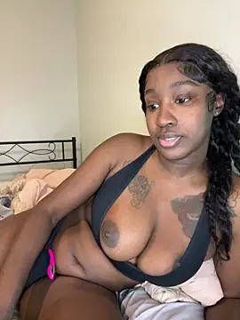 ToyaThick's sex show image