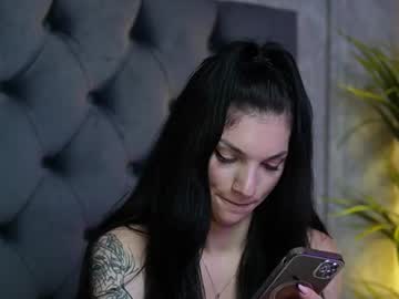 Изображение секс-шоу модели miamicoffee