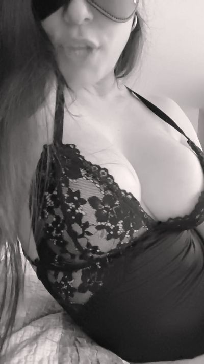 Soycanelac4's sex show image