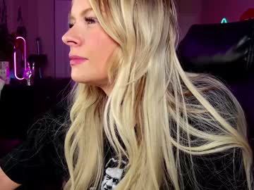 oliviaowens's sex show image