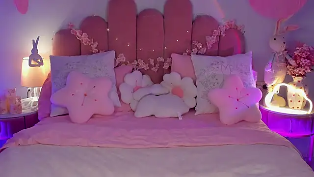 Sexshow-Bild von ElsaYoung Sexshow-Bild von ElsaYoung