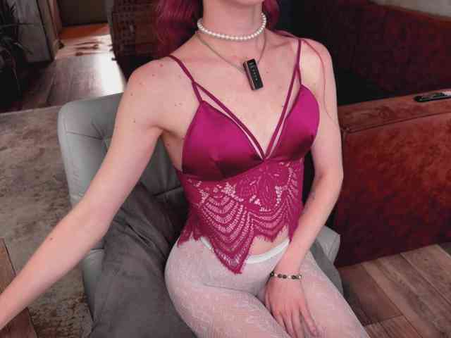 Na-izi's sex show image