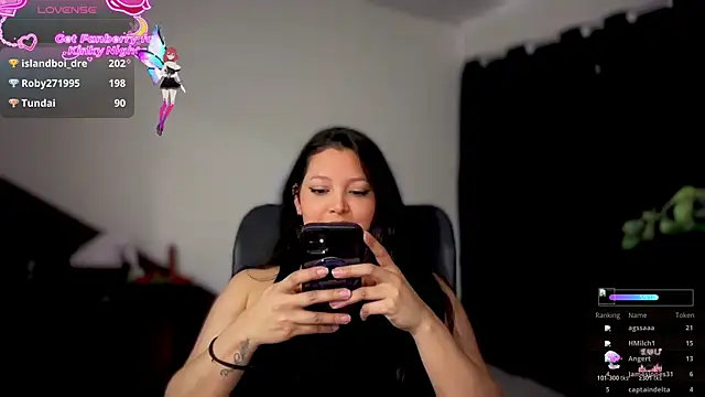 MarcellaGriffin's sex show image MarcellaGriffin's sex show image