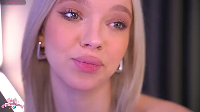 TastyTiffy's sex show image