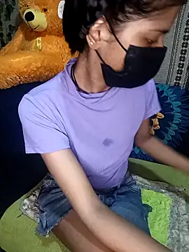 Изображение секс-шоу модели emali_baba