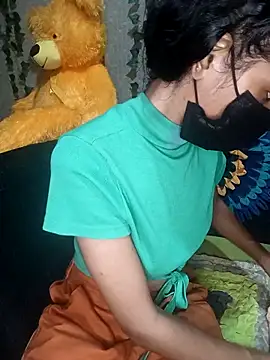 Изображение секс-шоу модели emali_baba