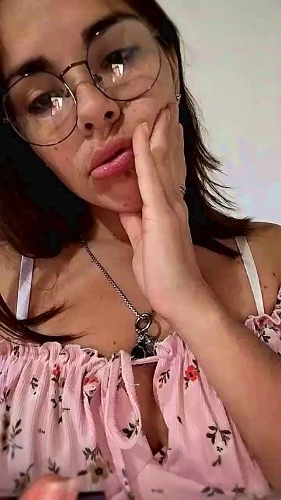 Desiree025's sex show image