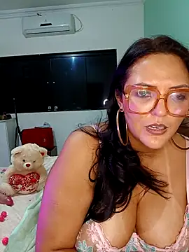 Изображение секс-шоу модели AuroraChest