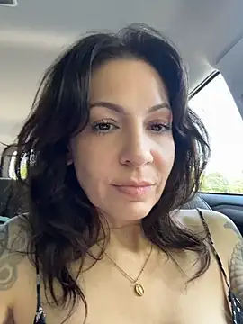 Изображение секс-шоу модели BeautifulMesss Изображение секс-шоу модели BeautifulMesss