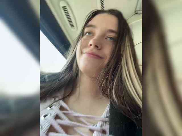 FunnyBanny0312's sex show image