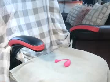 littlepistol's sex show image