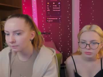 mila_glow's sex show image