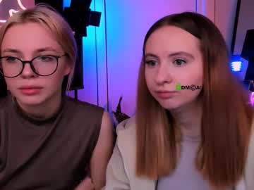 mila_glow's sex show image