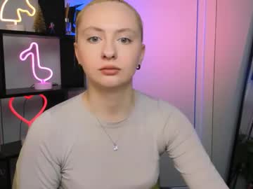 mila_glow's sex show image