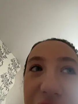 MiaTee's sex show image