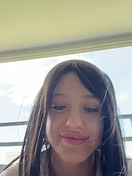 MiaTee's sex show image