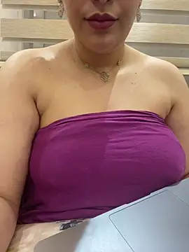 Bold-arabic-vibes's sex show image