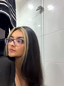 Cat2525's sex show image