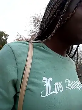 blackhotpartyts's sex show image