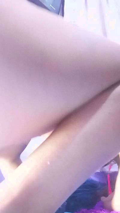 Fox_roxxan's sex show image