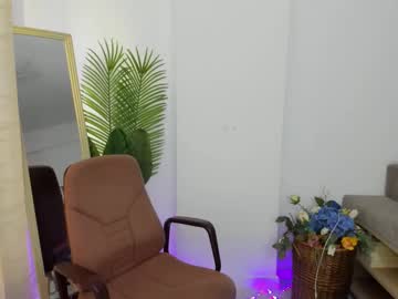 celine_roxelle's sex show image celine_roxelle's sex show image