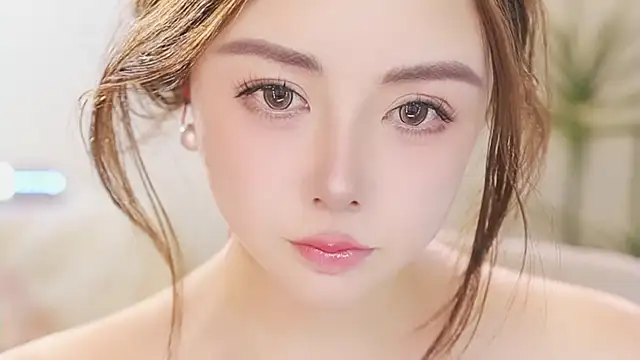 Изображение секс-шоу модели Qiaoqiao__