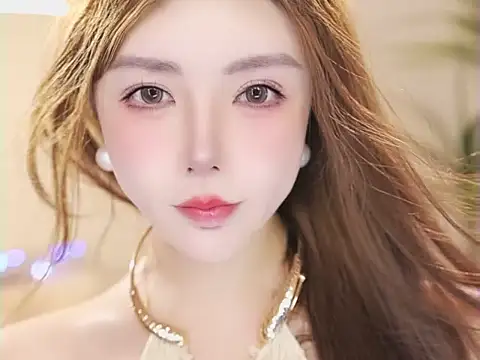 Изображение секс-шоу модели Qiaoqiao__