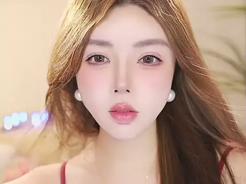 Изображение секс-шоу модели Qiaoqiao__