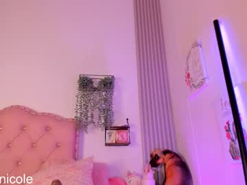 sweet_nicole_1's sex show image