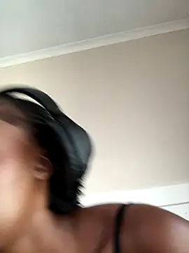 Изображение секс-шоу модели LuciousLips96