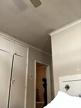 Изображение секс-шоу модели LuciousLips96