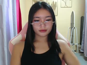 lovely_laura09's sex show image