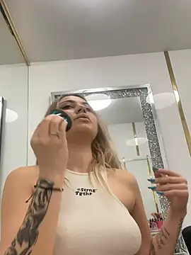 Chloe_GraceeX's sex show image