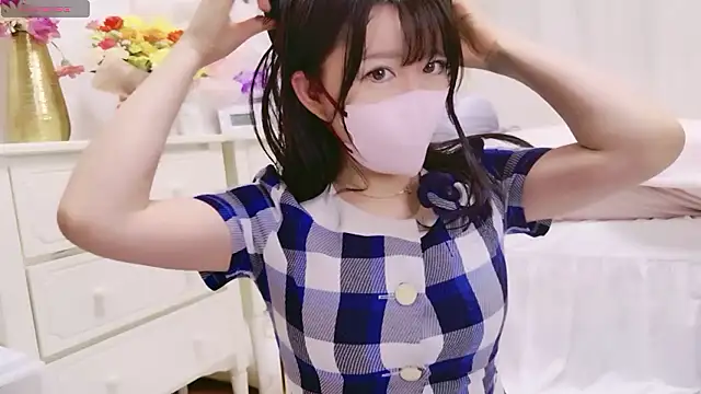 maii-'s sex show image