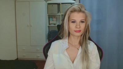 KristineSensual's sex show image