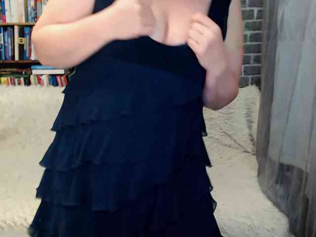 RainbowLady's sex show image