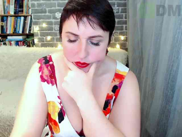 RainbowLady's sex show image