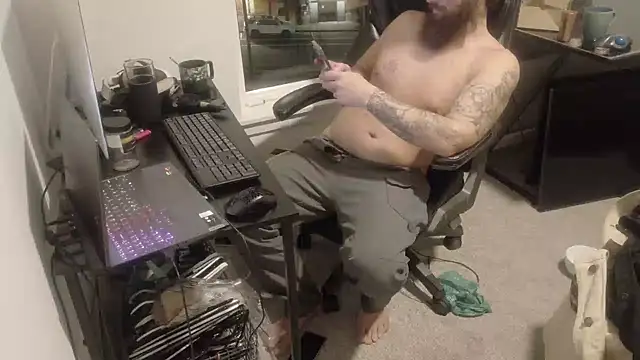 Armyexhibitionistvet's sex show image Armyexhibitionistvet's sex show image