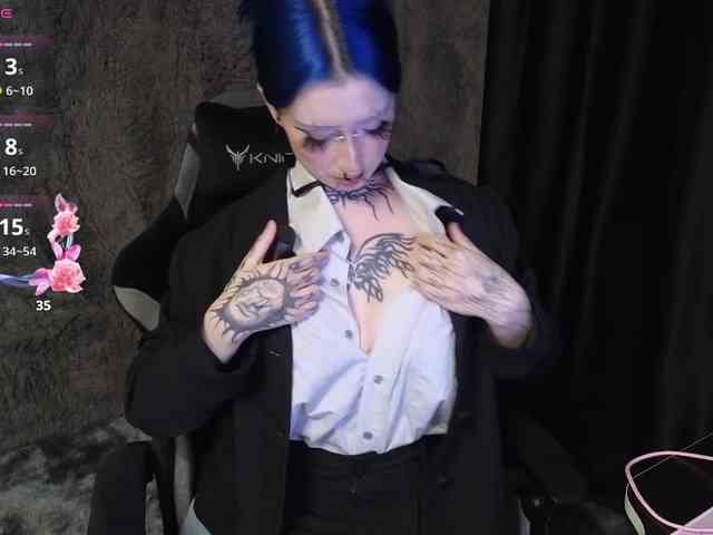 Изображение секс-шоу модели YoungAlice1