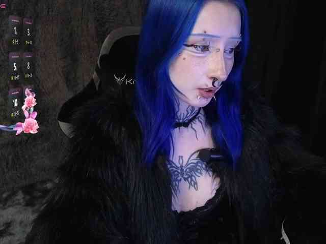 Изображение секс-шоу модели YoungAlice1