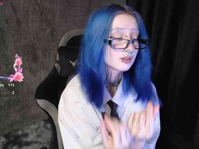 YoungAlice1's sex show image