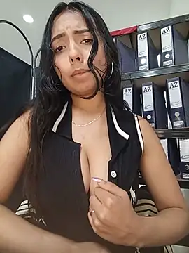 JENNIFER__03's sex show image