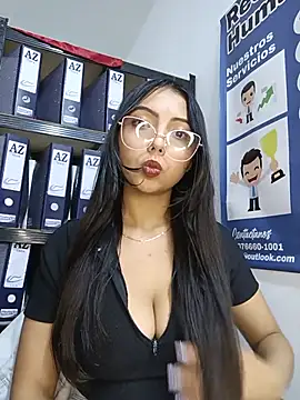 JENNIFER__03's sex show image